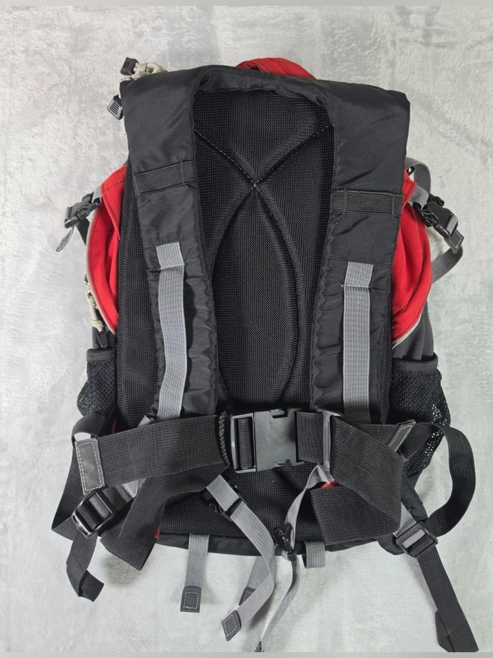 JanSport Polaris 33 Backpack Red Black Hiking Camping Outdoor Discontinued